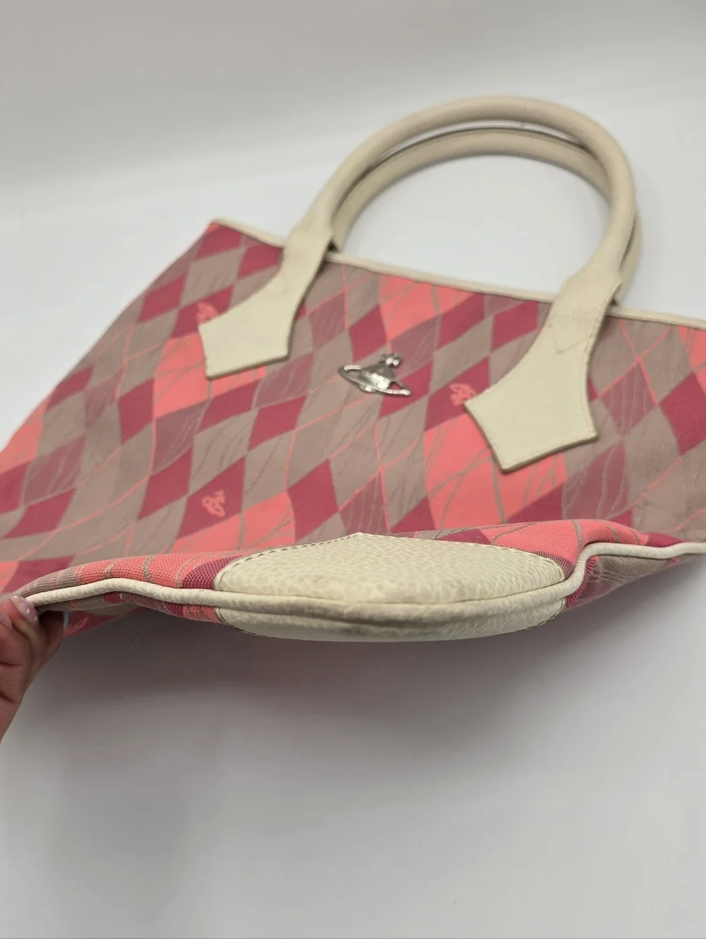 Vivienne Westwood Coral Pink Argyle Tote with Cream Trim - Picture 3 of 9